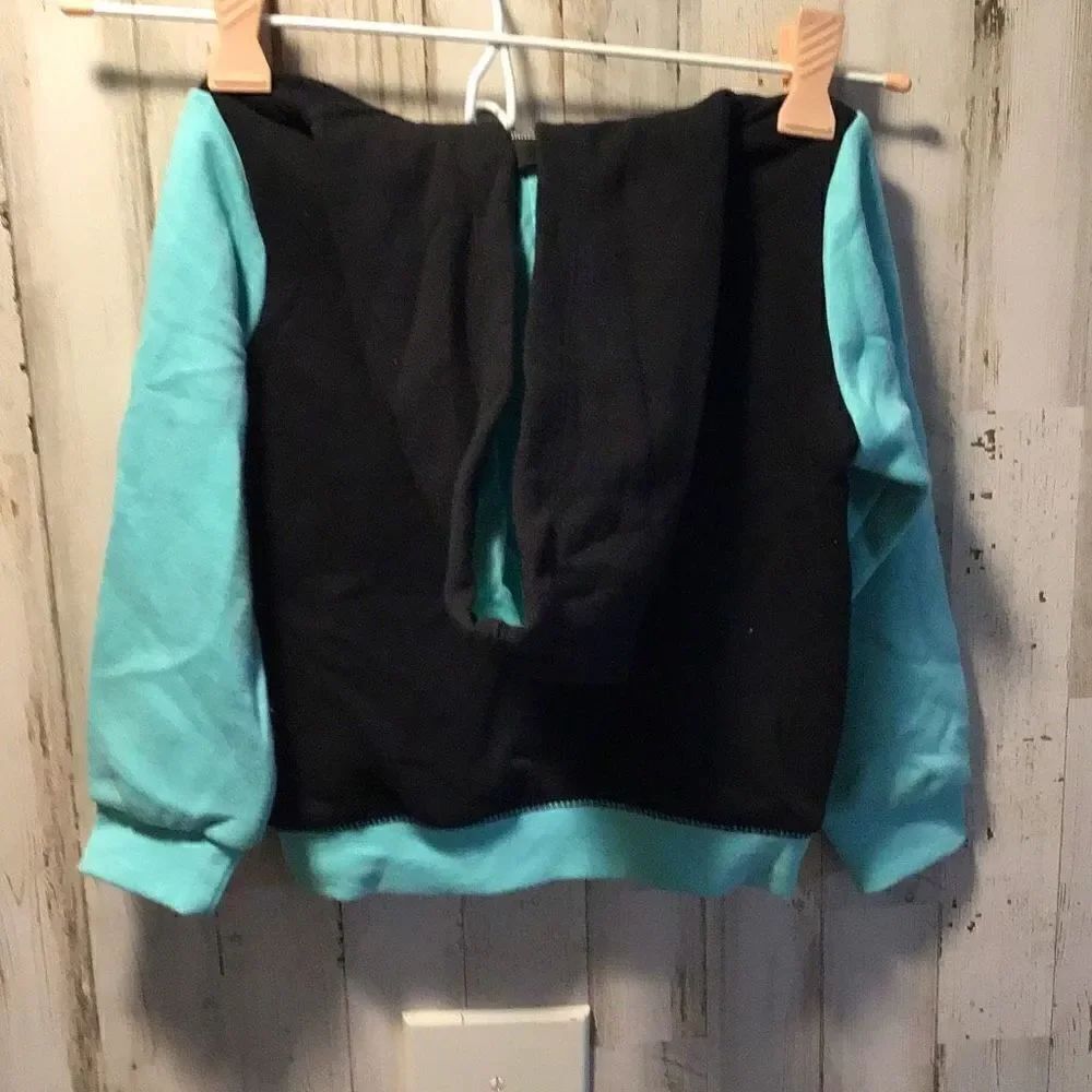 How do you jacket from Air Jordan size 24 month new with tag